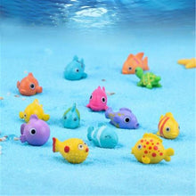 Load image into Gallery viewer, 5pcs/Lot Fish Miniature Figures Decorative Mini Fairy Garden Animals Moss Micro-Landscape Ornaments Resin Toy
